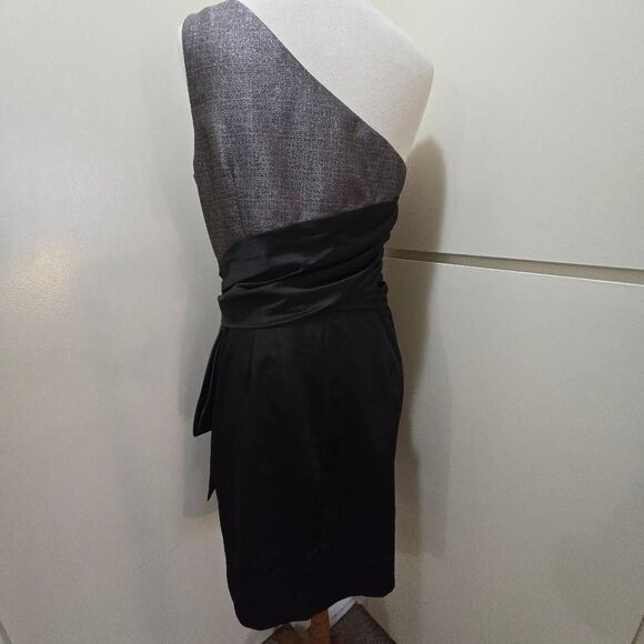 Maggy London Black Satin/Dark Silver Lamé Cocktail 1 Shoulder Dress, EUC, S.14 - Picture 9 of 13